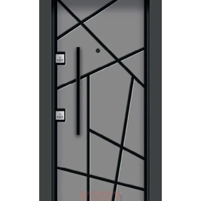 Gri çelik kapı, siyah çizgili geometrik tasarım