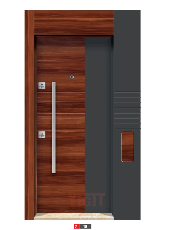 Ahşap yüzeyli modern çelik kapı, metalik kulplu