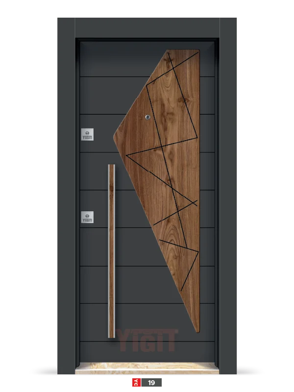 Siyah çelik kapı, ahşap geometrik panel detaylı